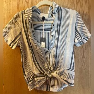 Women’s Button Up Short Sleeve Shirt